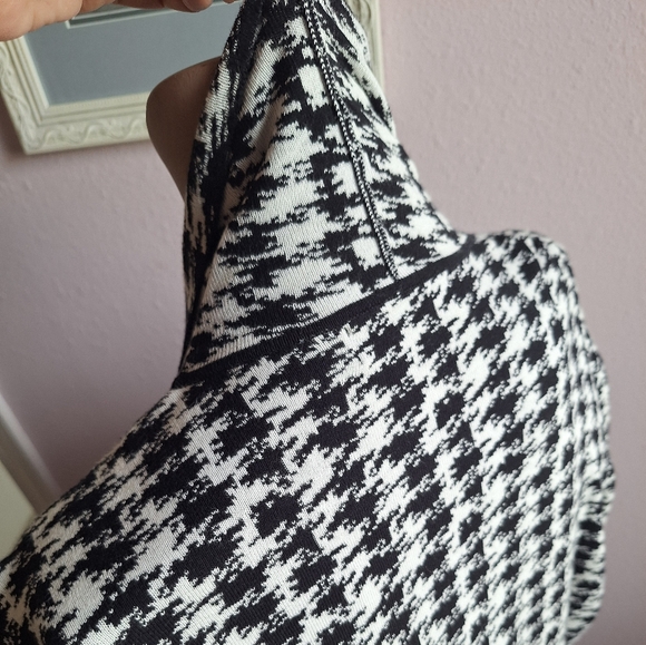 Houndstooth knit Cardigan - Picture 13 of 13